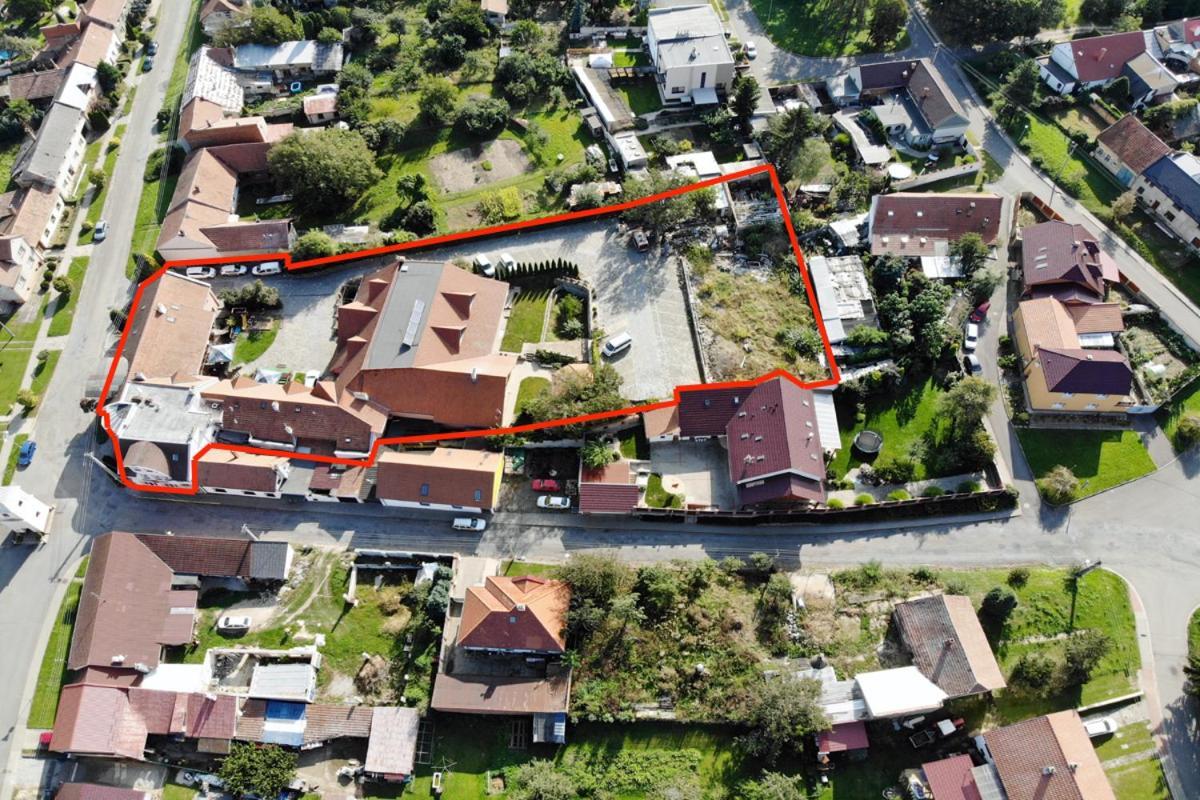 Bezmerovsky Dvur Kroměříž Eksteriør bilde